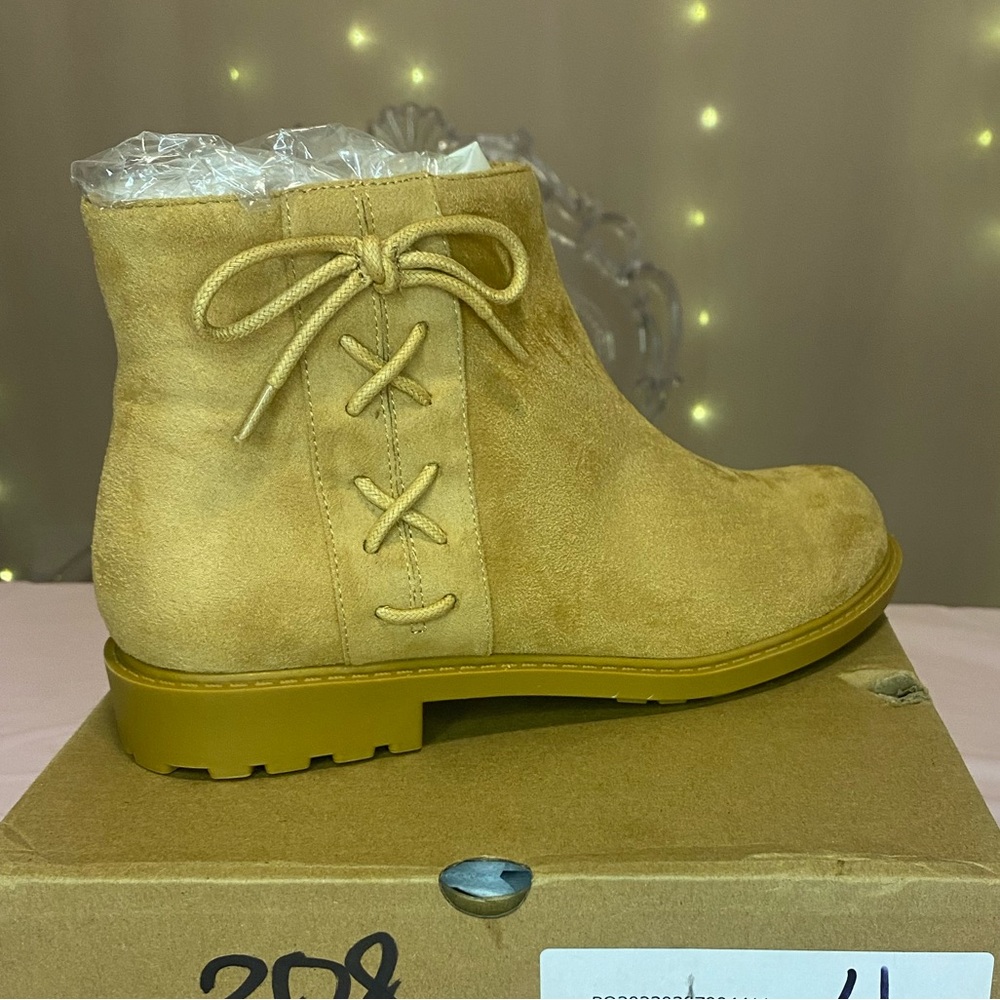 Tan Kids Boots